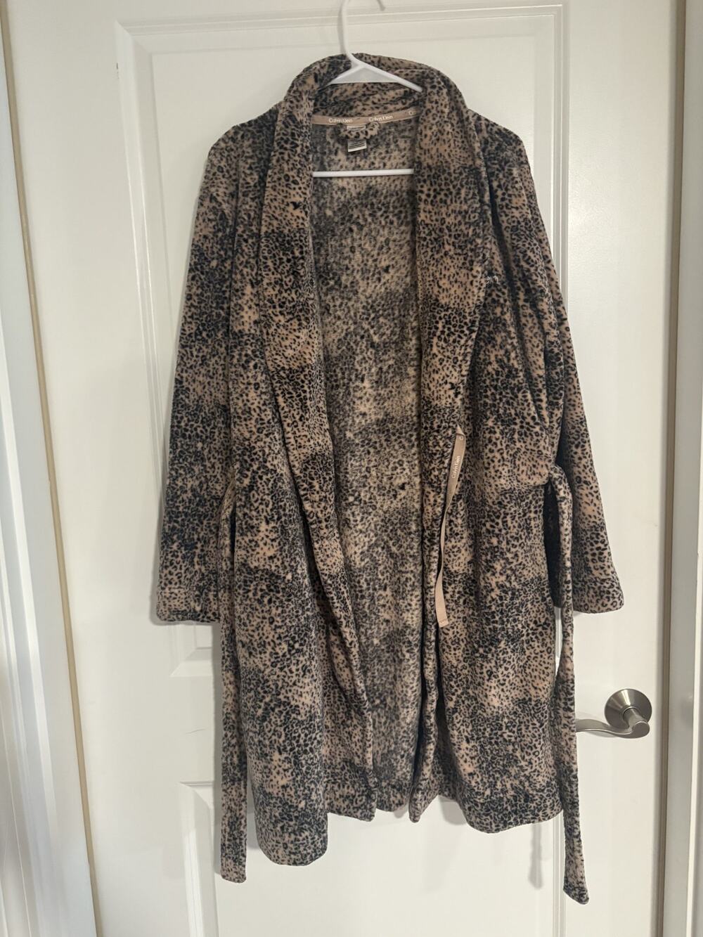 Calvin Klein Sleepwear Cheetah Leopard Plush Soft Bath Robe Size M/L